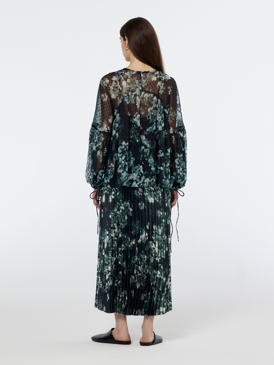 Pleated skirt