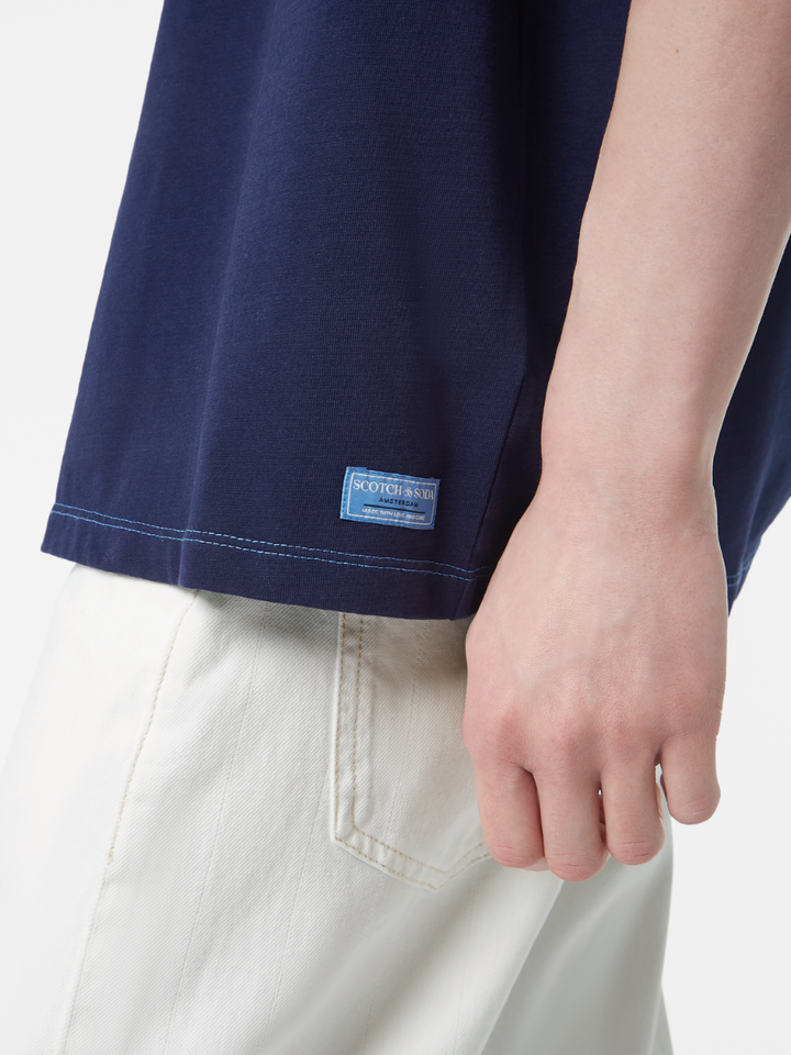 Loose-fit back artwork T-shirt