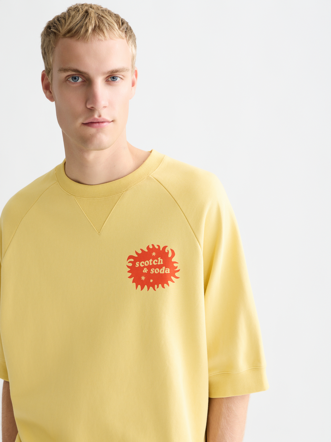 Artwork Loose Short Sleeve Sweatshirt