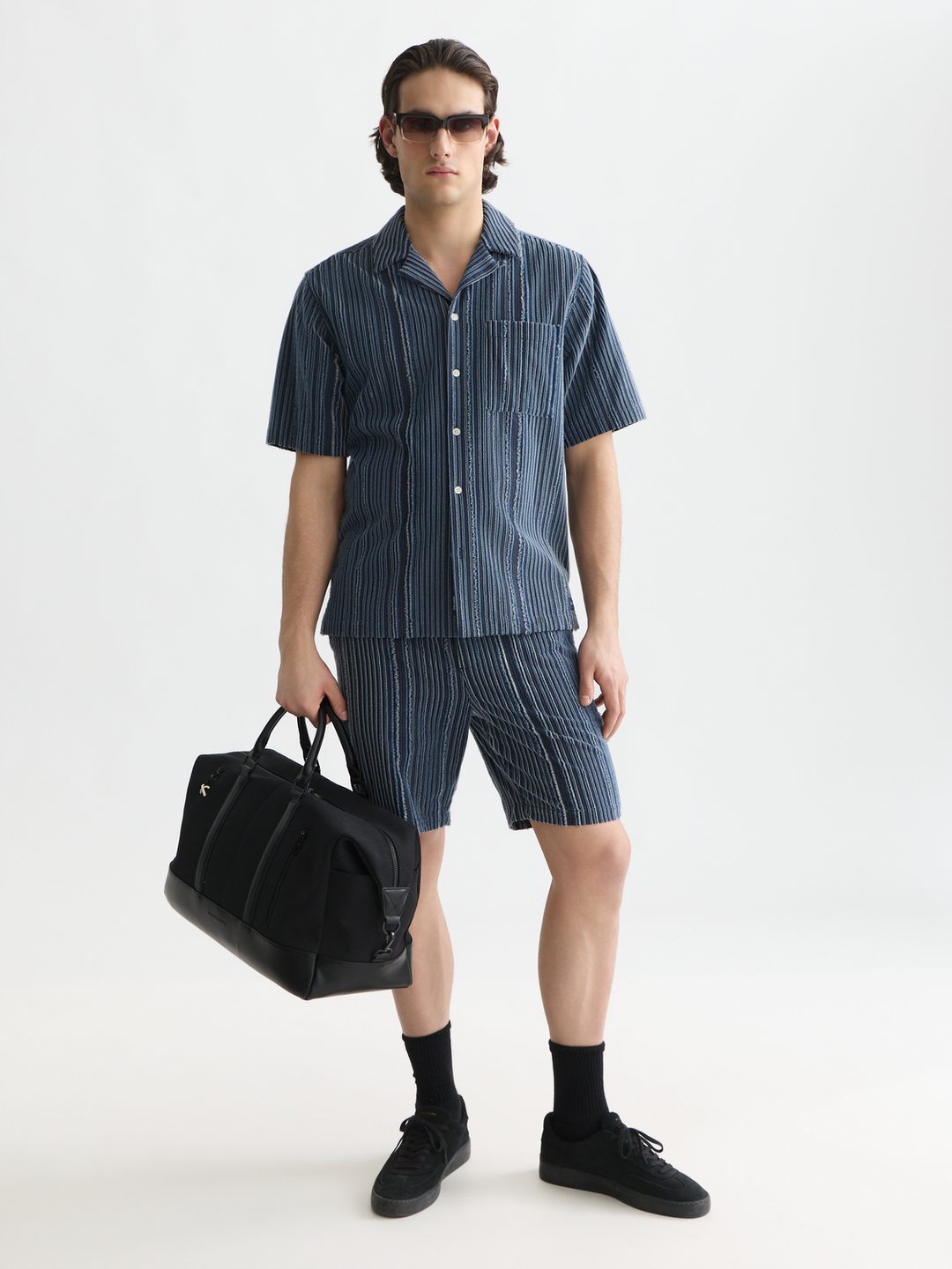 Textured relaxed-fit short sleeved shirt