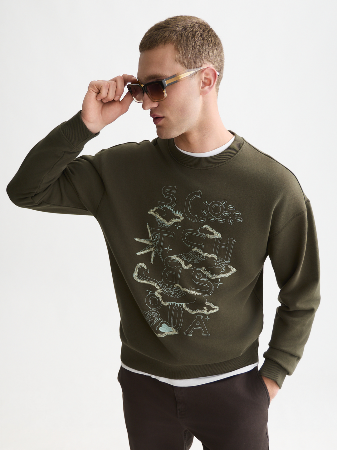 Front embroidered artwork relaxed-fit sweatshirt