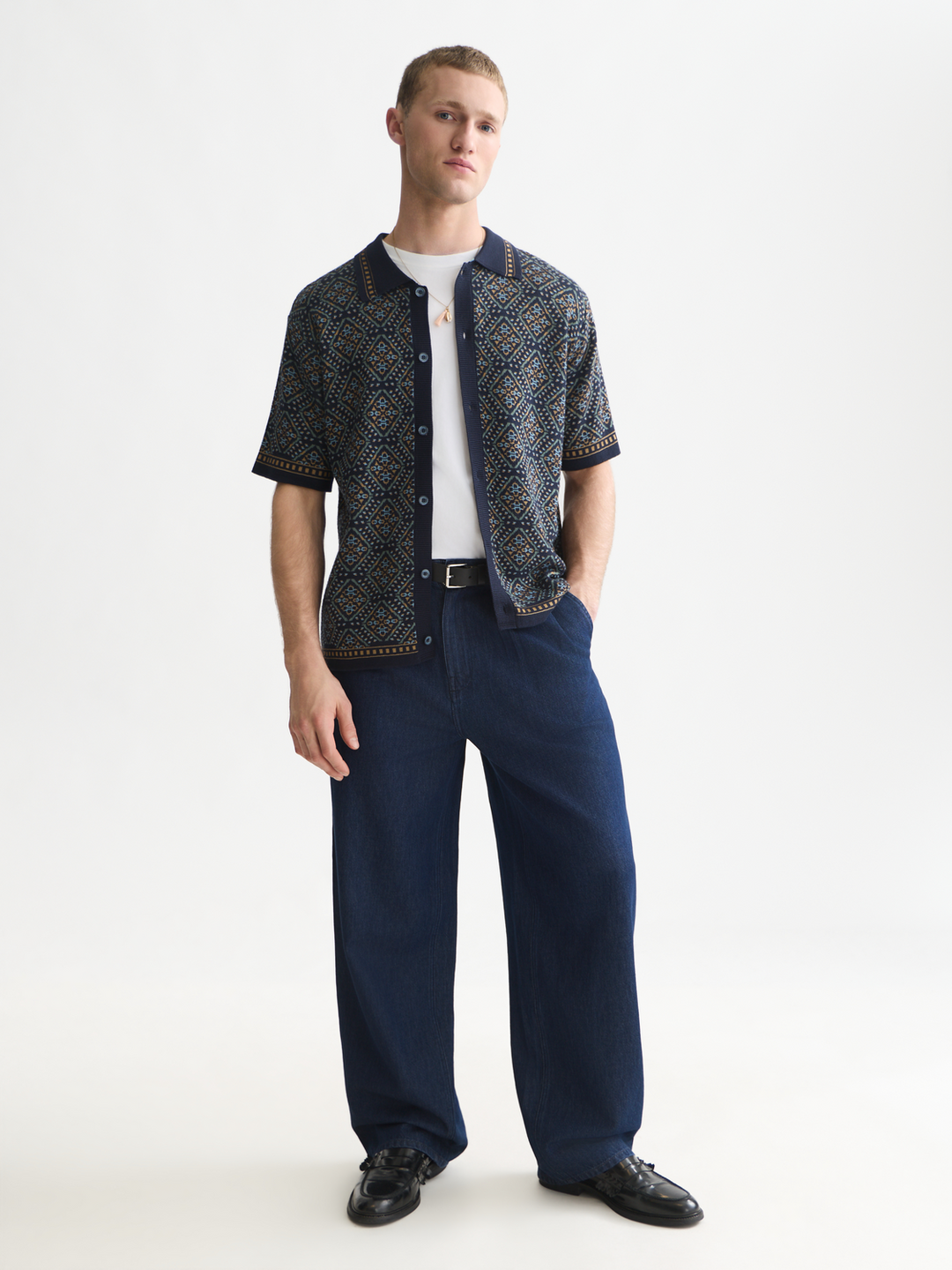 Jacquard knitted short sleeved shirt