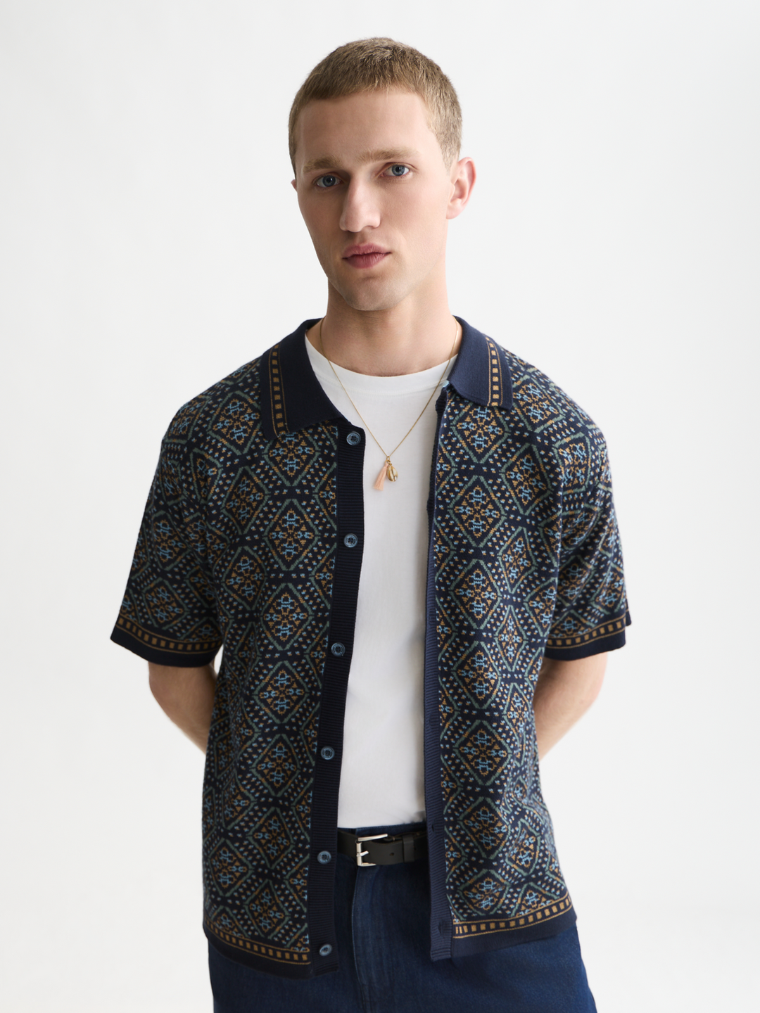 Jacquard knitted short sleeved shirt