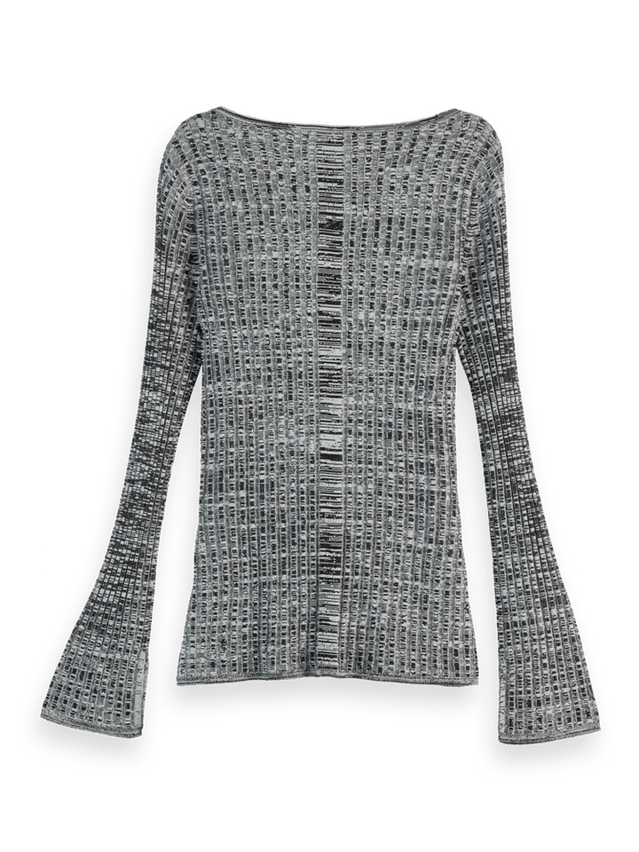 Ribbed knitted pullover
