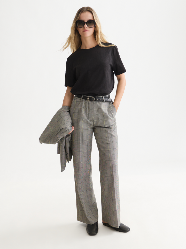 Key hole sleeves T-shirt