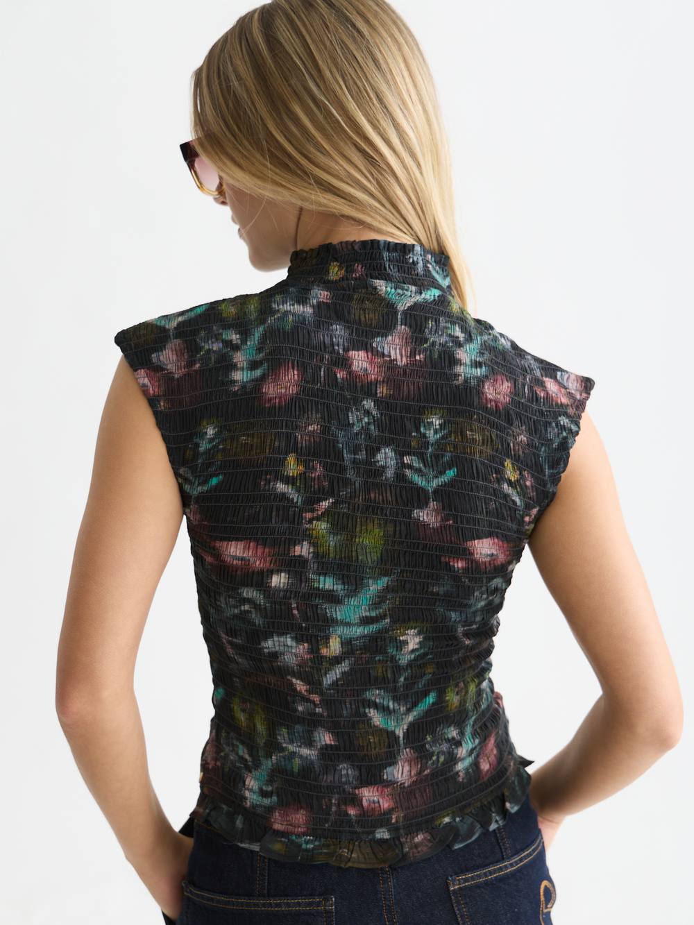 Printed smocked short-sleeved top
