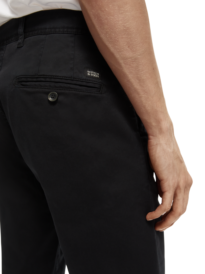 Essentials - Stuart Regular Slim-Fit Chino