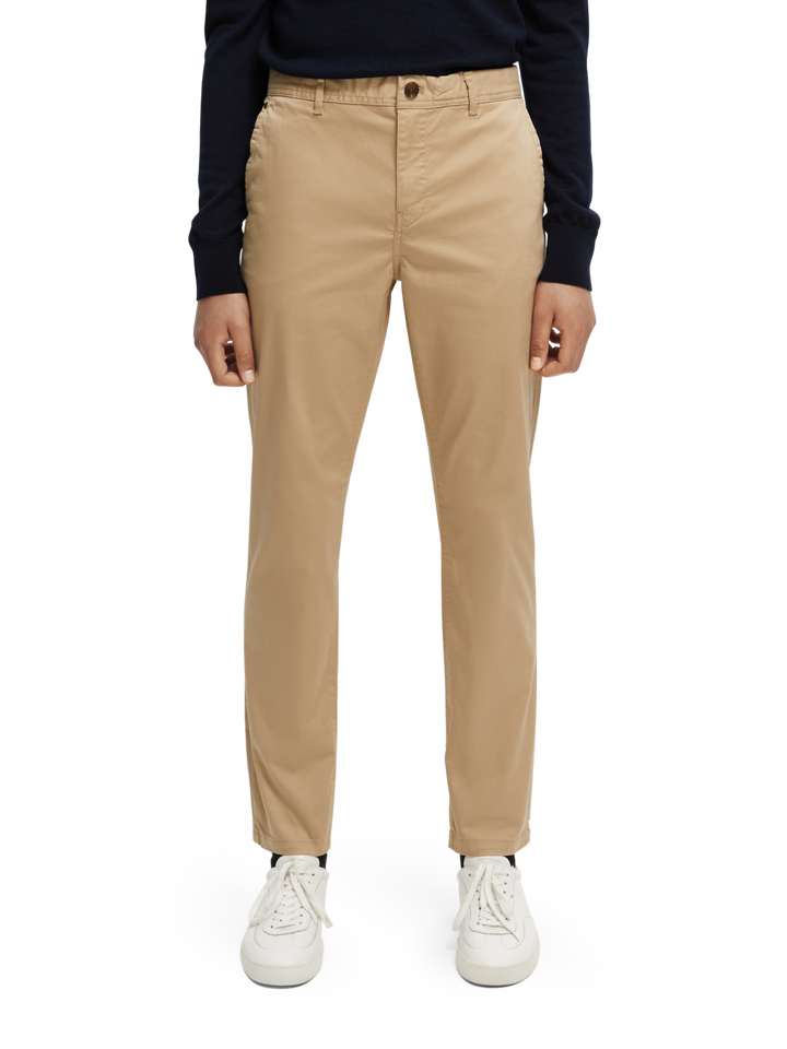 Essentials - Stuart Regular Slim-Fit Chino