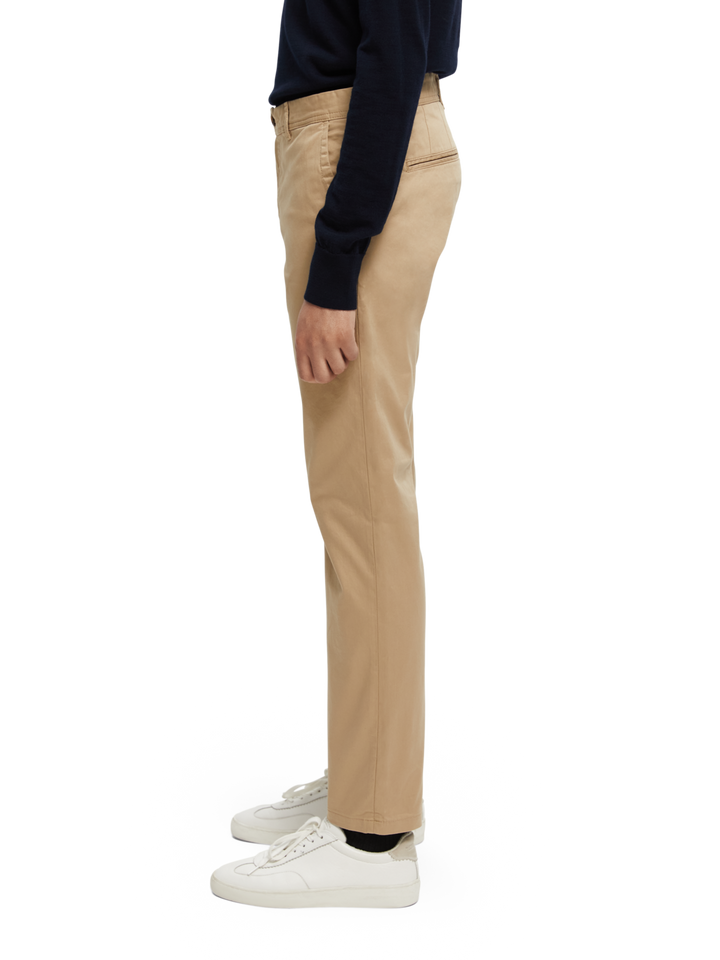 Essentials - Stuart Regular Slim-Fit Chino