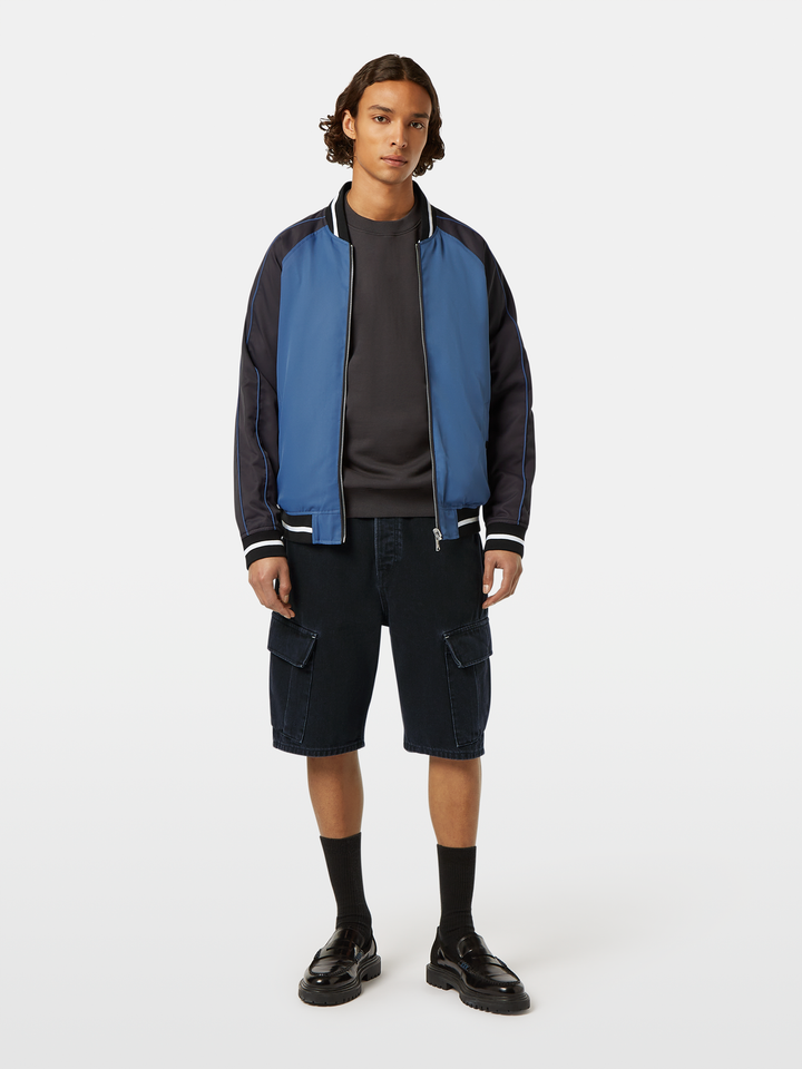 Reversible bomber