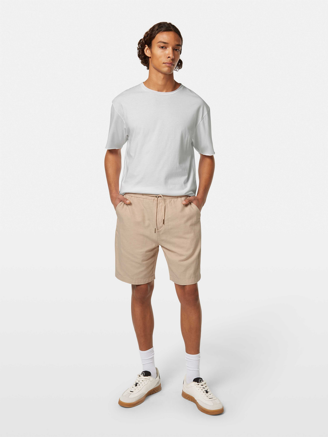 Seasonal core-Fave cotton/linen twill bermuda