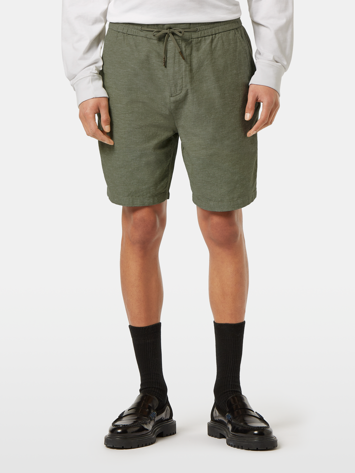 Seasonal core-Fave cotton/linen twill bermuda