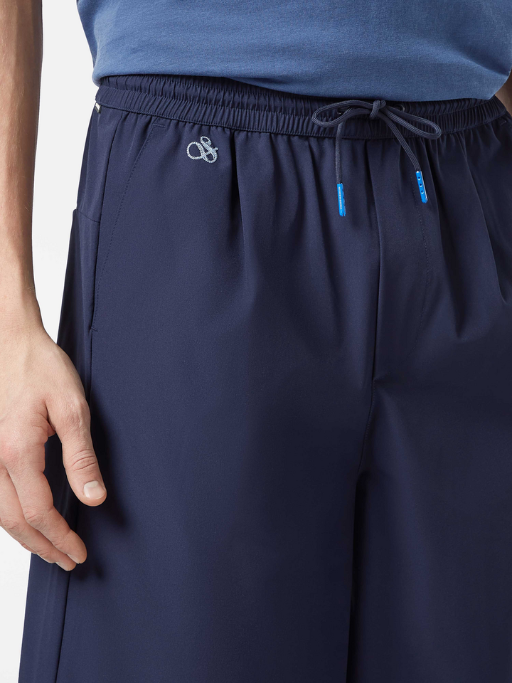 Stretch nylon-blend loose fit bermuda short