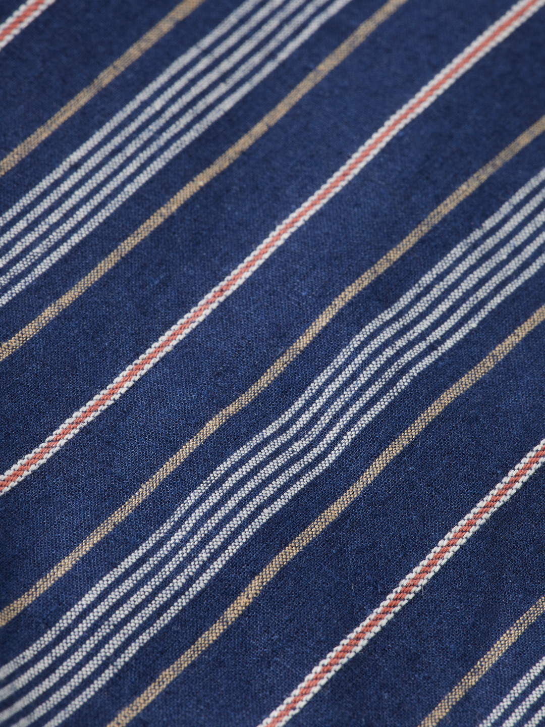 Fave - regular fit yarn-dyed cotton-linen bermuda short