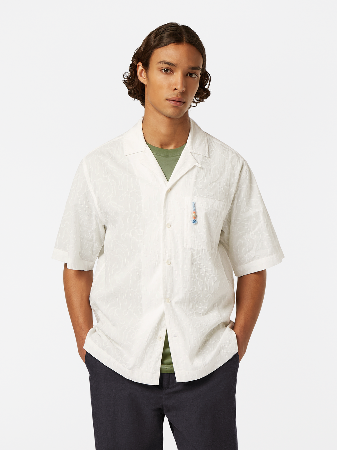 Embroidered short-sleeved relaxed-fit shirt