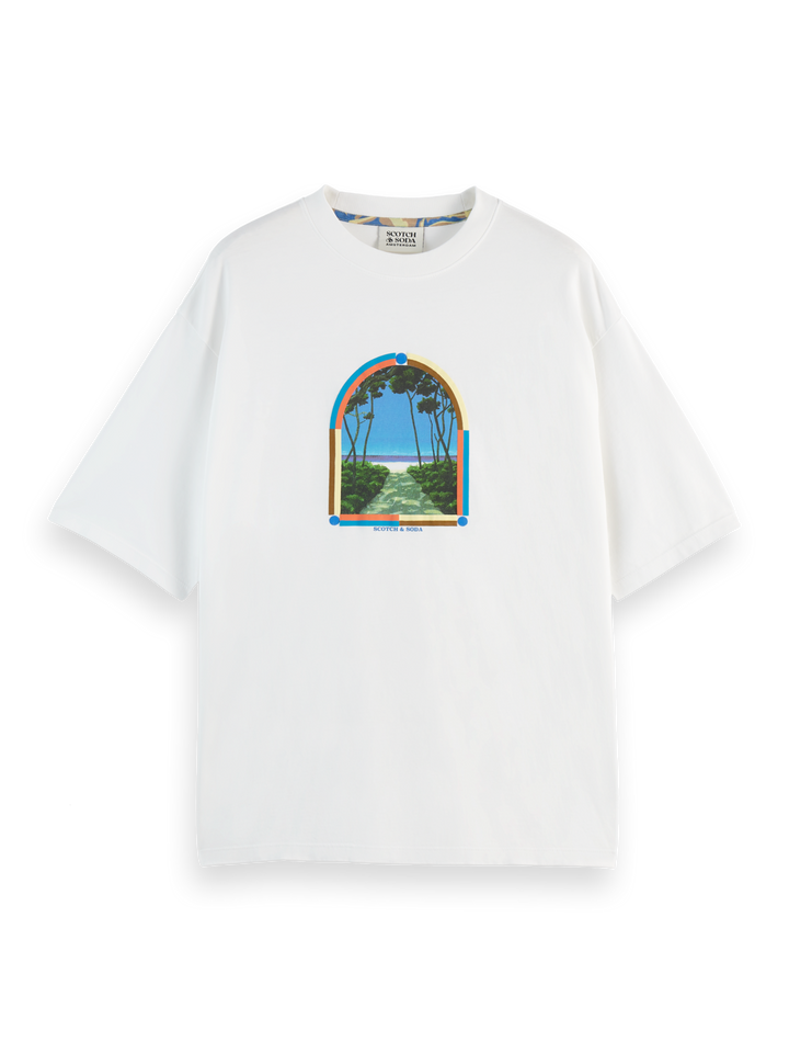 Loose fit front chest artwork T-shirt