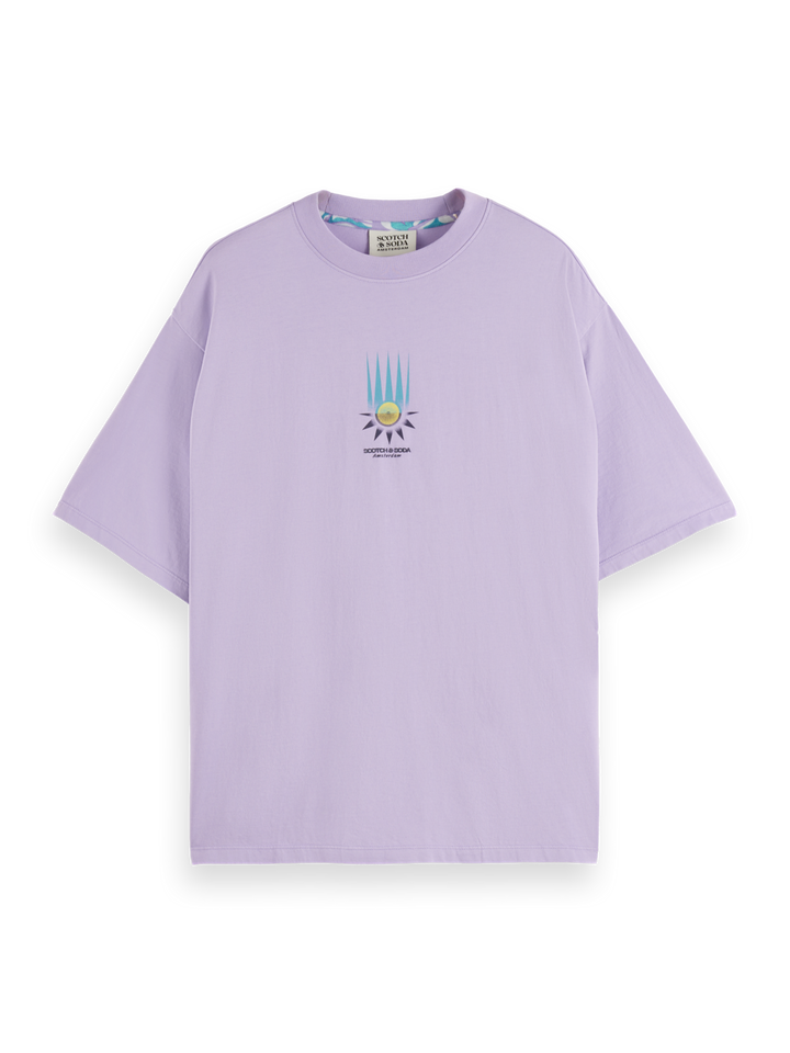 Loose fit front chest artwork T-shirt