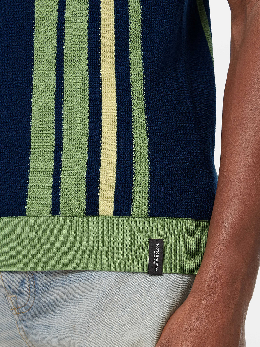 Structured knitted regular fit polo