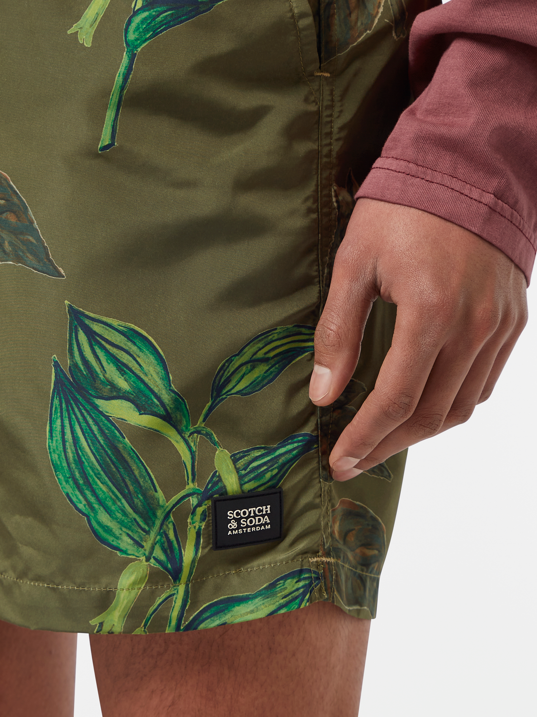 Printed mid-length swimshort