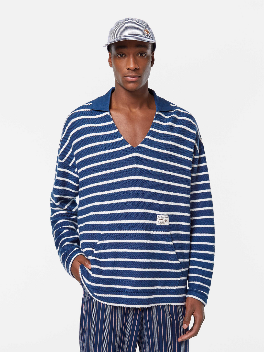 Loose fit loop terry sweatshirt