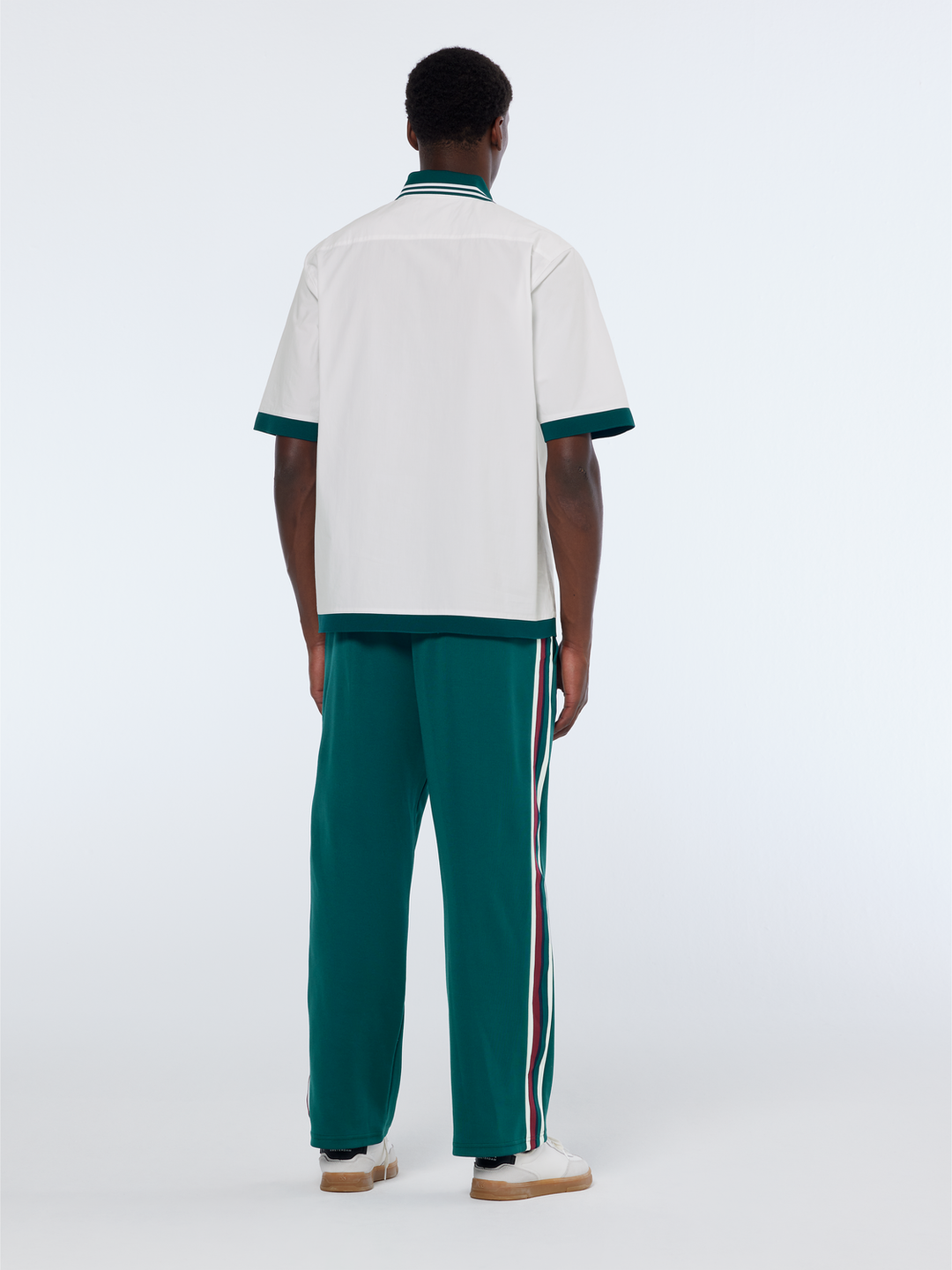 Relaxed straight fit trackpants