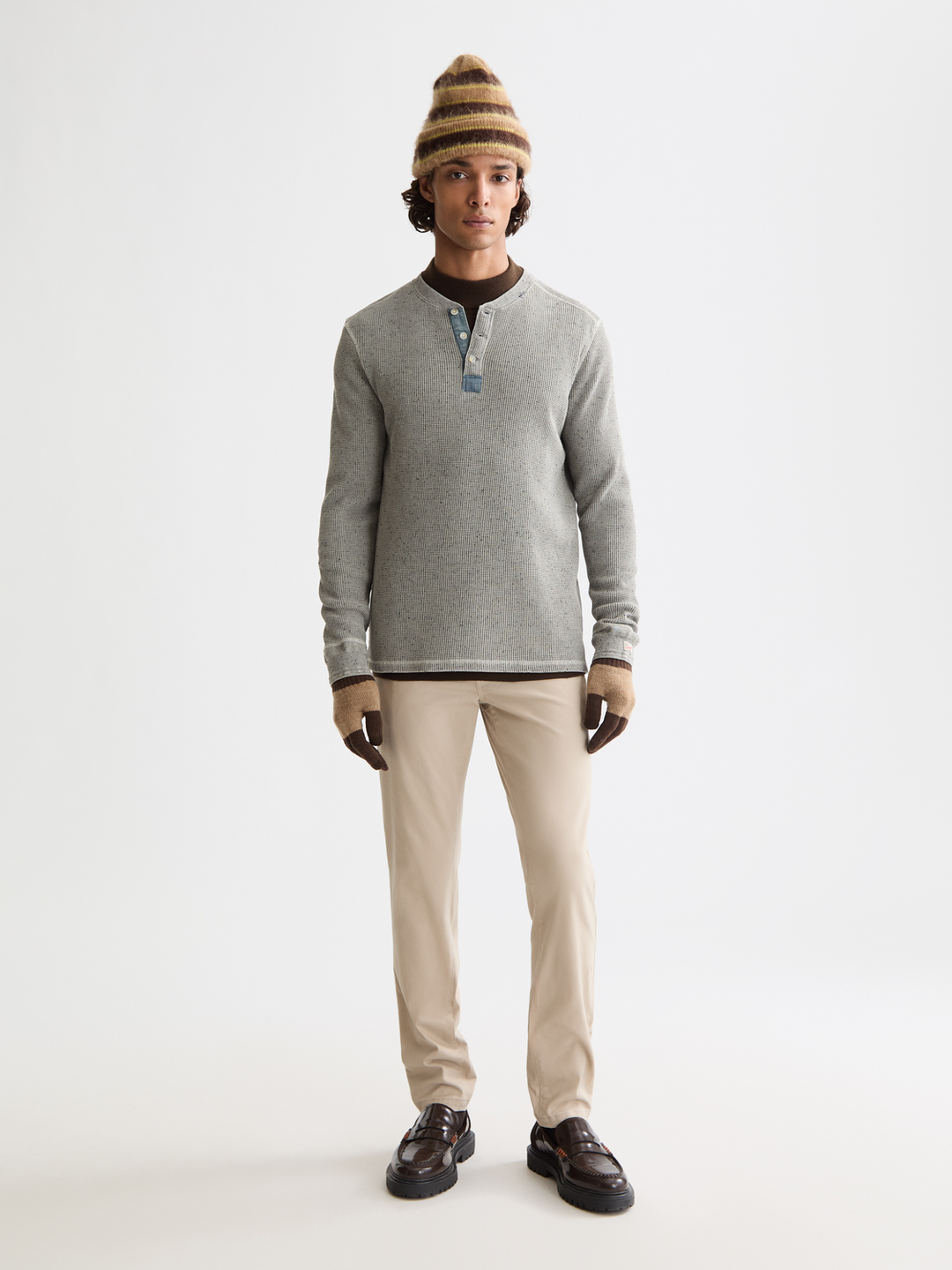 Denim washed long sleeve henley with chambray details