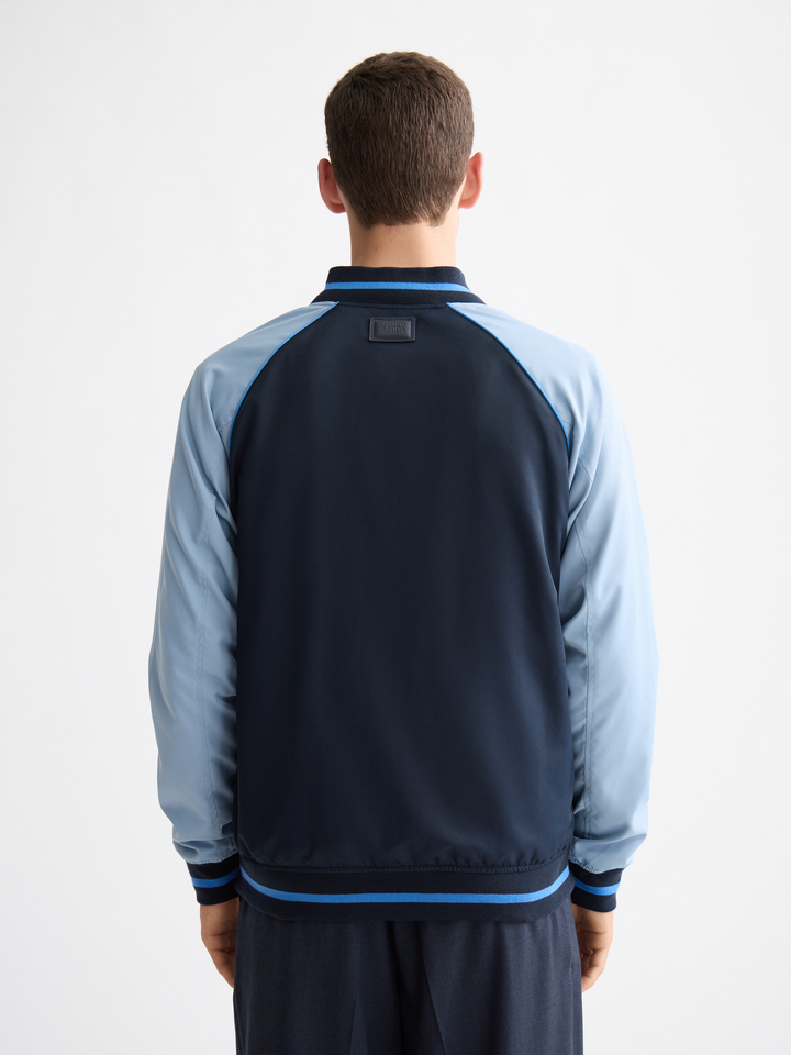 Reversible Bomber