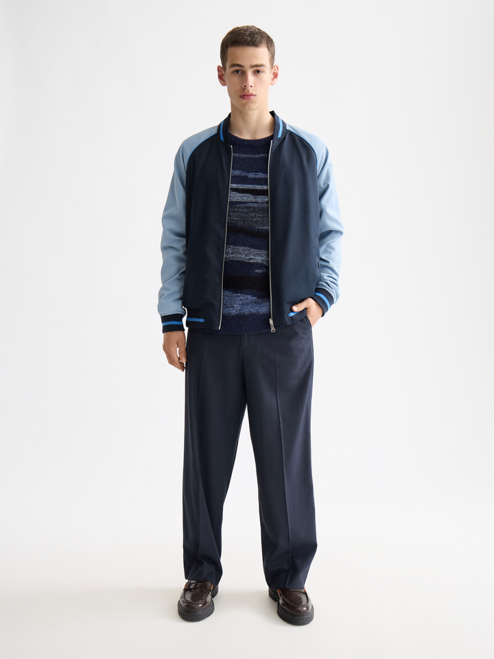 Reversible Bomber