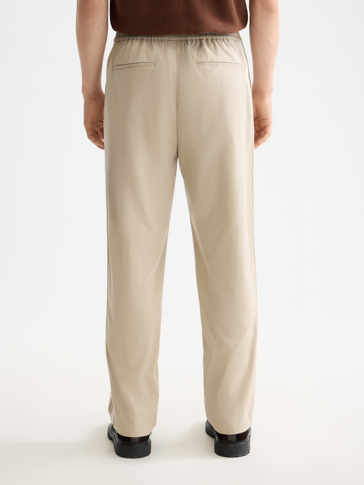 Tape-trimmed twill jersey pleated relaxed straight jogger