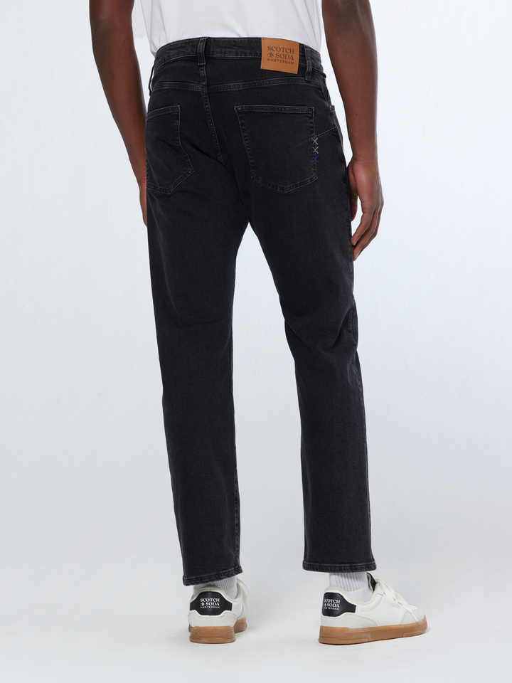 Essentials The Zee Straight Denim