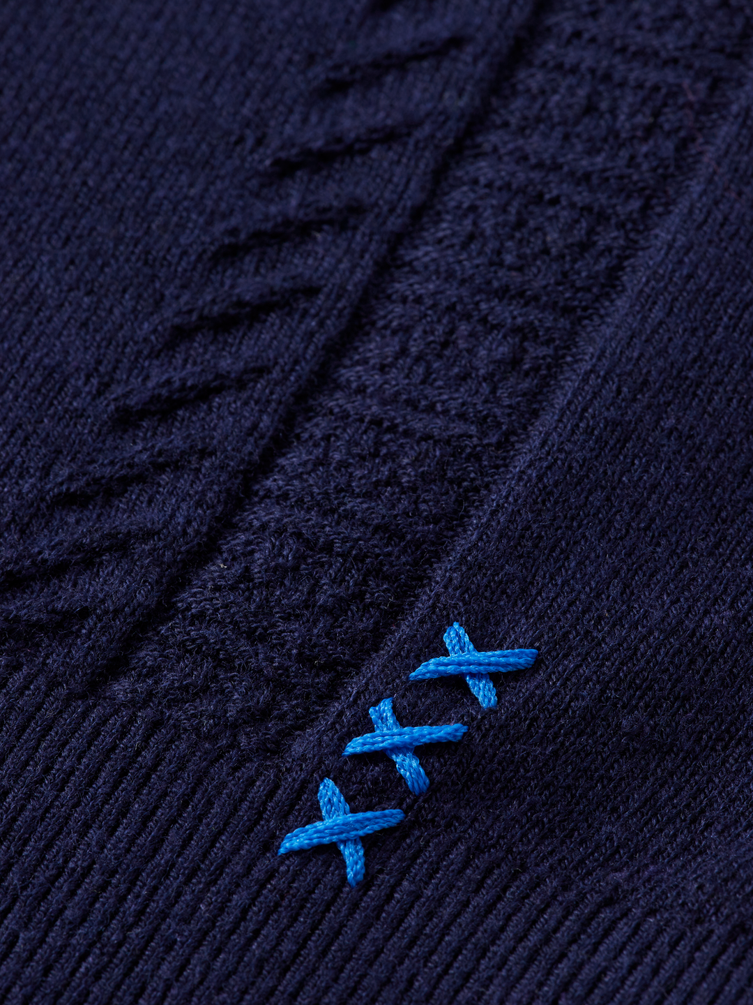 Knitted V-neck relaxed fit polo