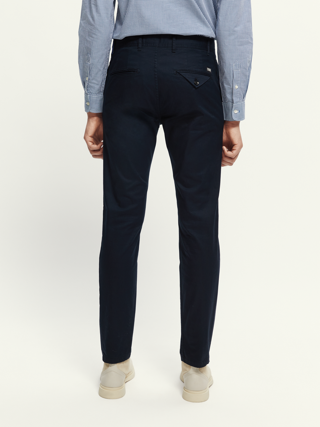 Essentials Stuart Regular Slim