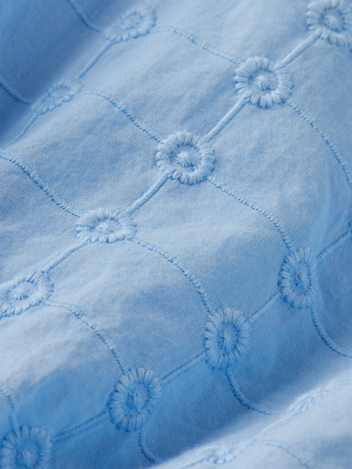 Broderie top