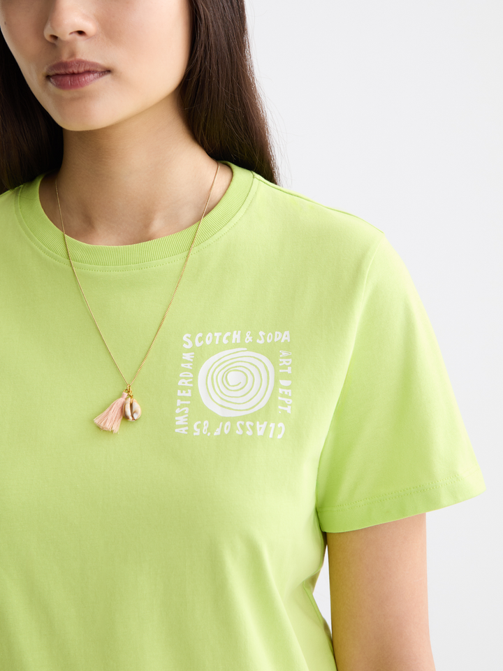 Regular fit T-shirt with chest artwork