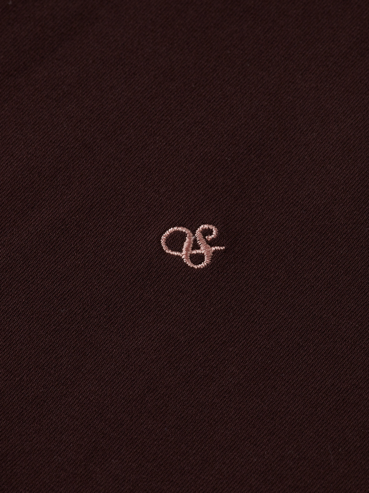 T-shirt with shaping