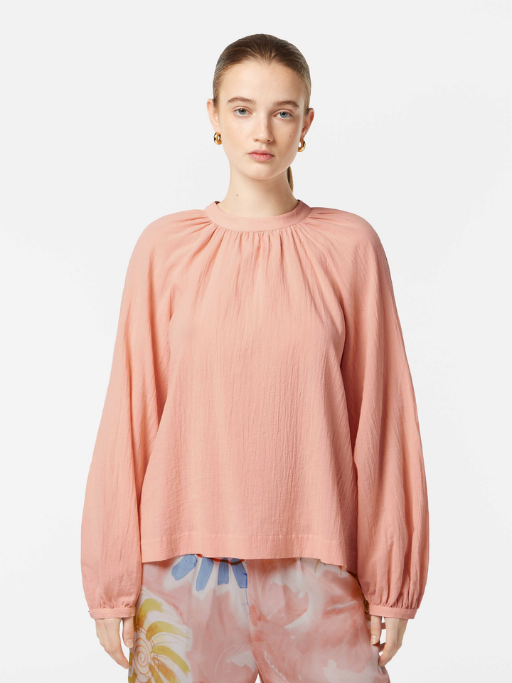 Bow detail top