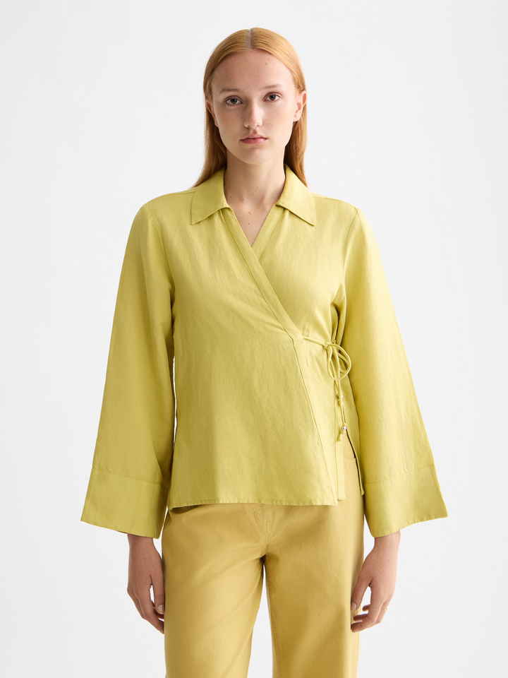 Wrap shirt with tie closure
