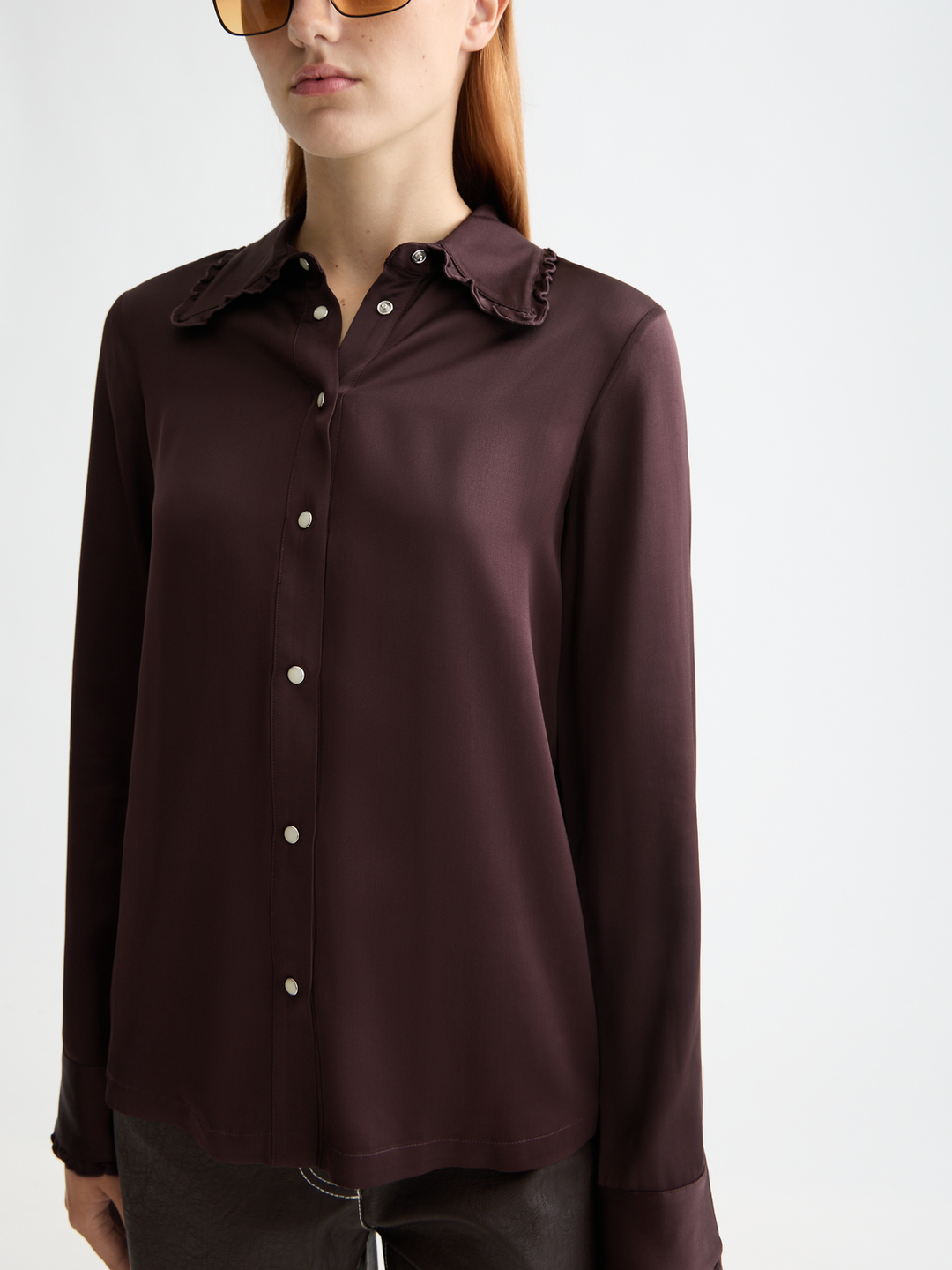 Regular fit shirt with ruffle
