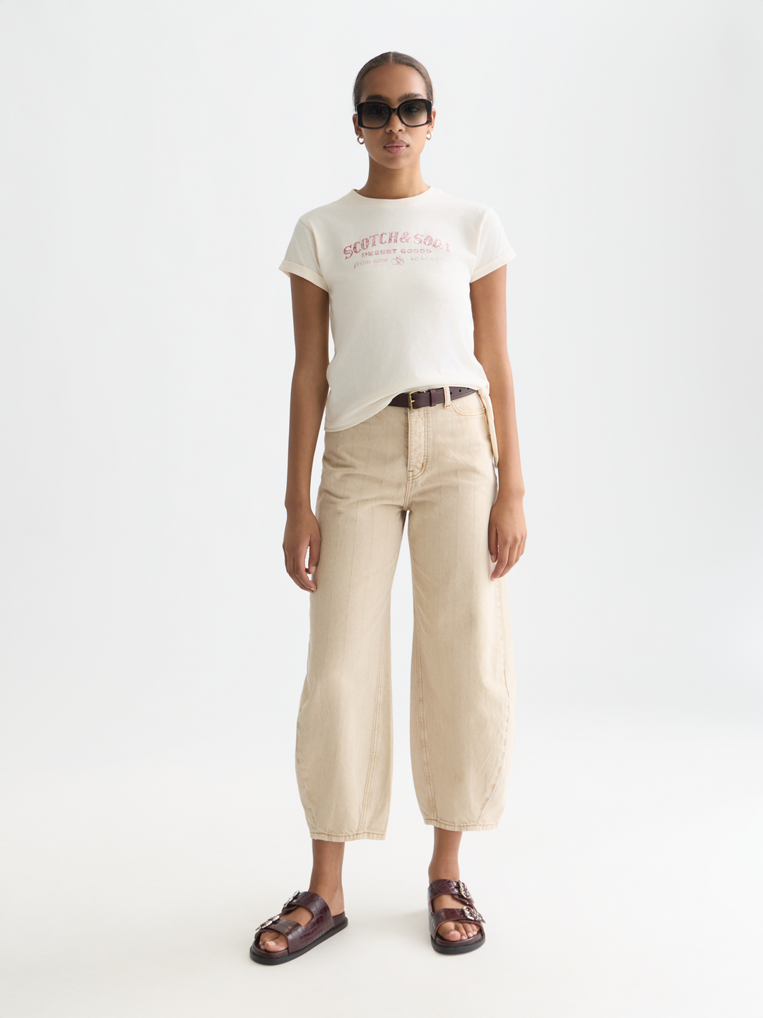 Artwork T-shirt with side knot
